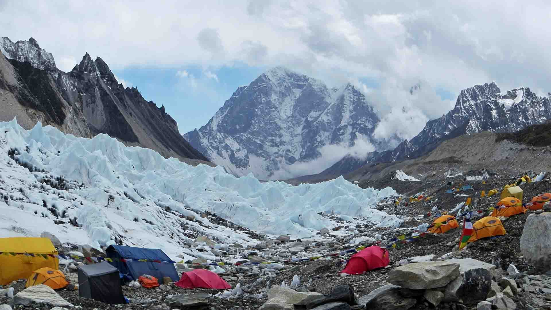 Best Season for Everest Base Camp Trek