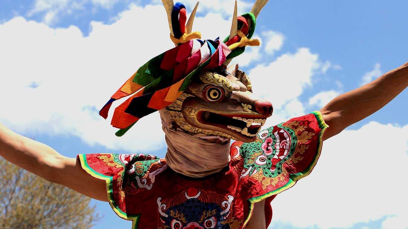 How to travel to Bhutan from the United States of America?