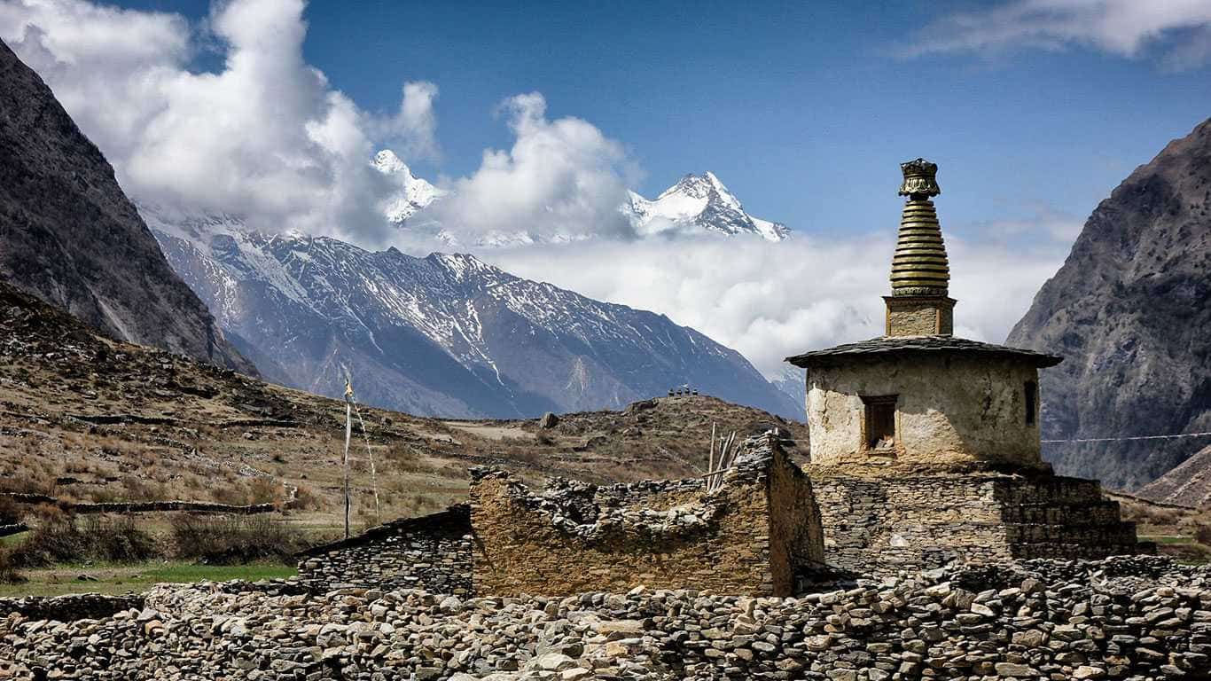 Manaslu Circiut and Tsum Valley Trek
