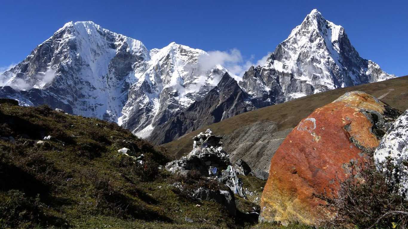 Taboche Peak Climbing