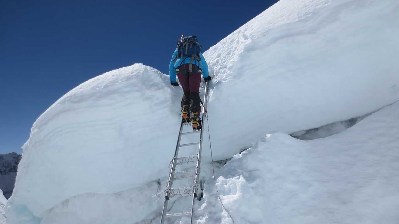 Baruntse Expedition with Mera Peak Climbing
