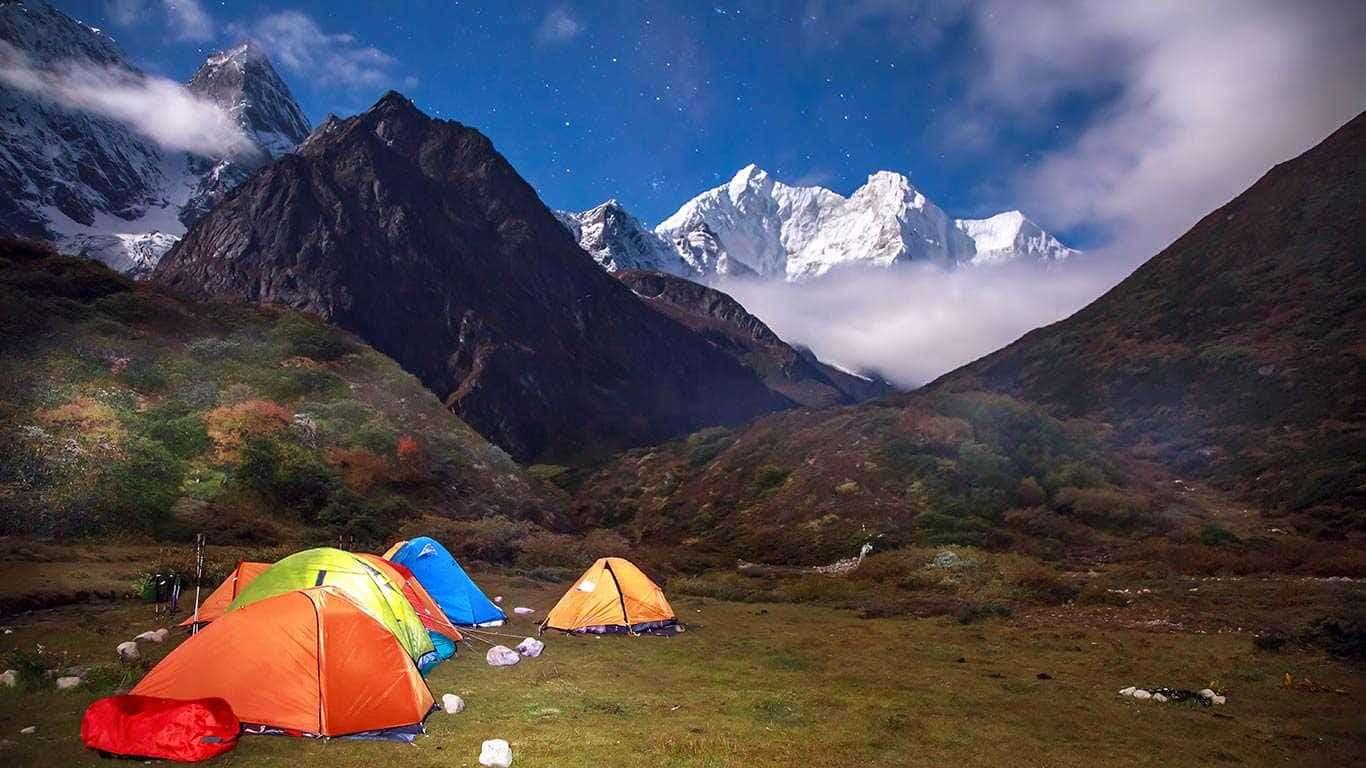 Makalu Base Camp & Barun Valley Trek